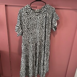 Leopard print chic soul dress.